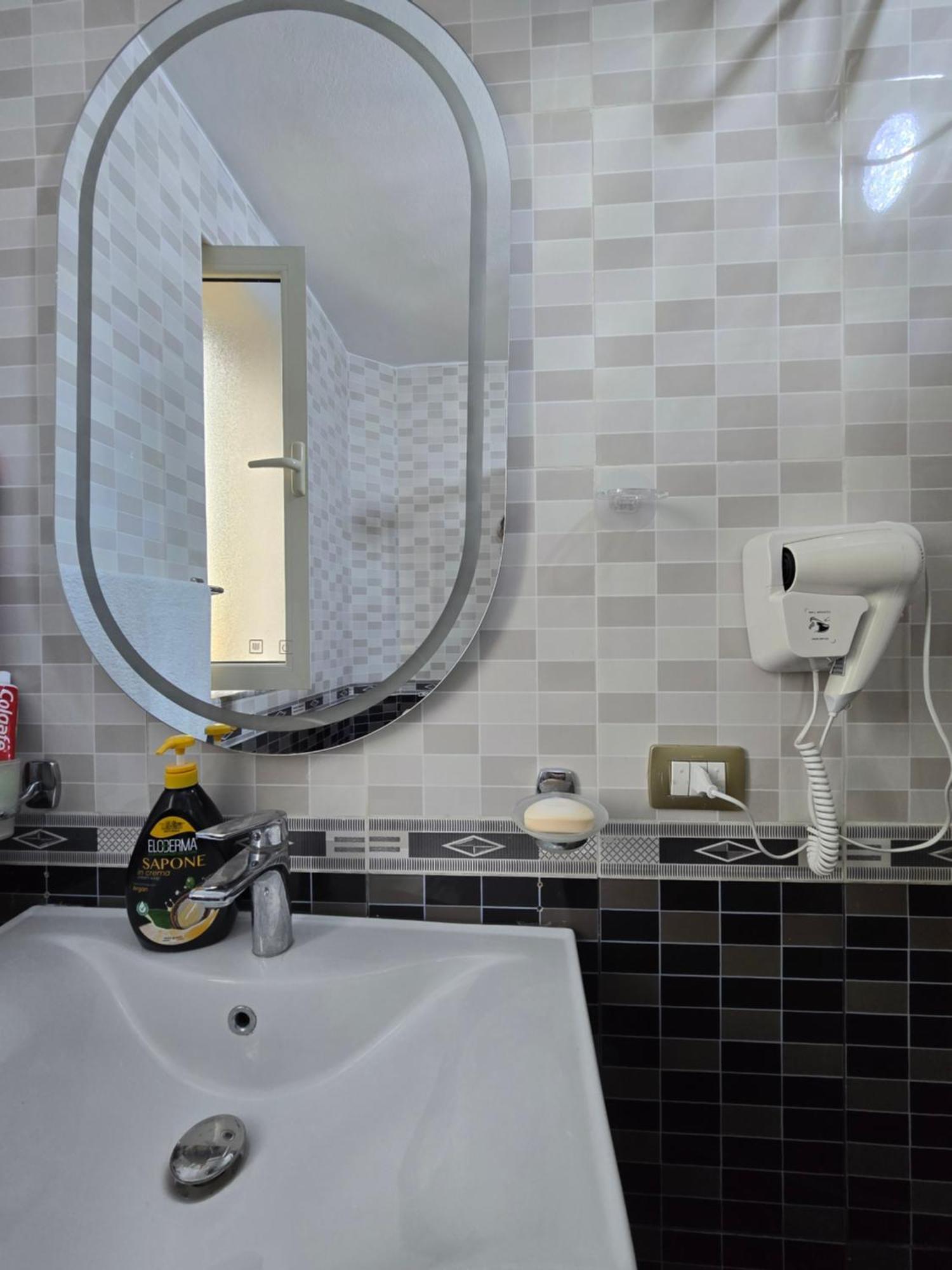 Ideal Home Shkoder Bagian luar foto