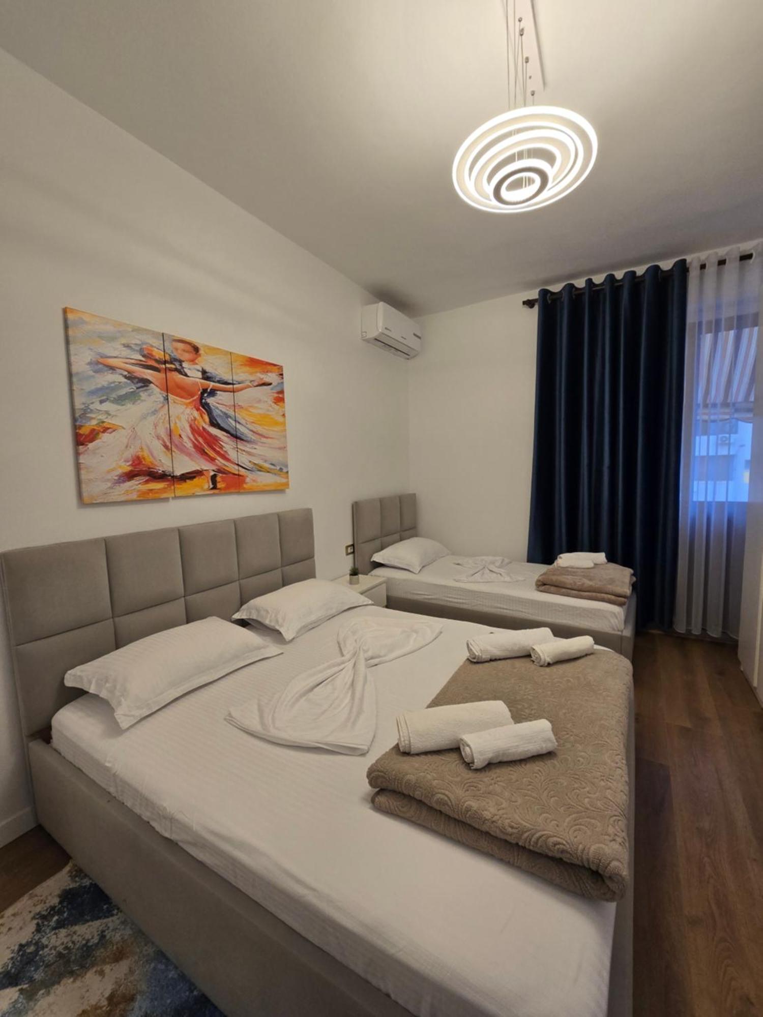Ideal Home Shkoder Bagian luar foto